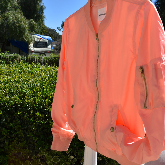 Bomber Jacket - Picture 3 of 6